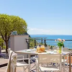 Portopiccolo Deluxe