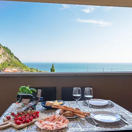 Portopiccolo Deluxe
