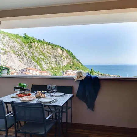 Portopiccolo Deluxe *